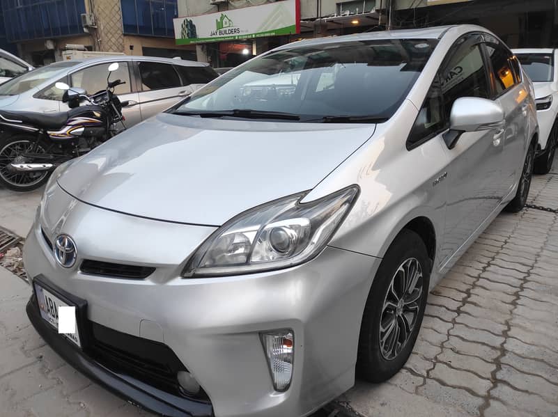 Toyota Prius S 1.8 Hybrid 2013 2