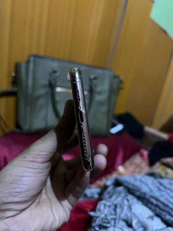 iphone xs max 256 gb pta 1