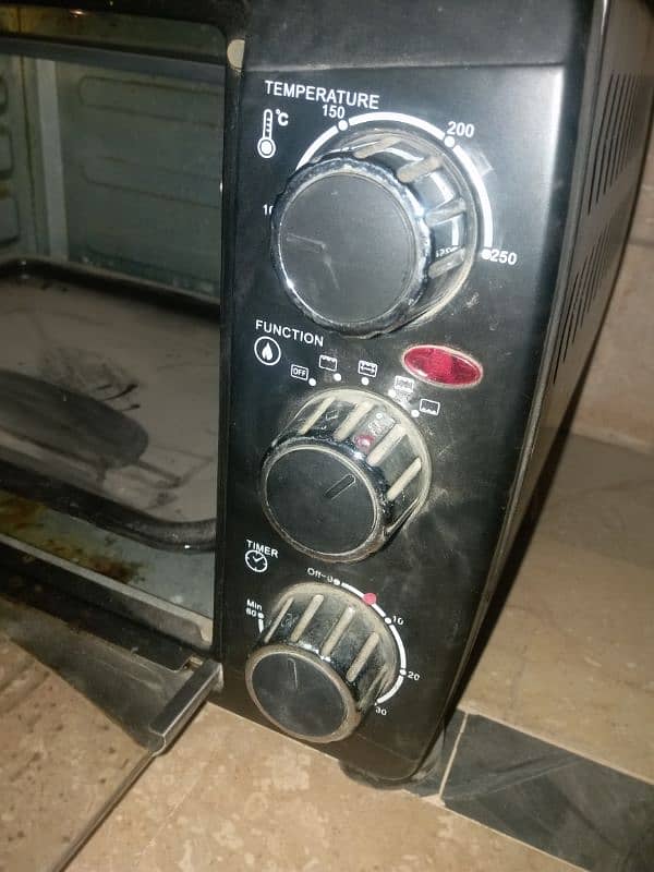 electric oven 0