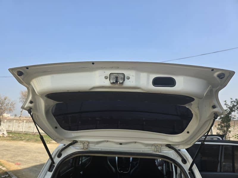 Suzuki Cultus VXL 2019 4