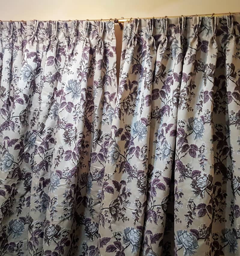 Curtains/Parday Total 4 Used for Only 2 Months (Like New) For Sale 0