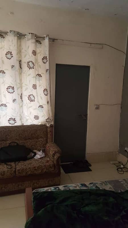 1.5 MARLA LOWER PORTION FOR RENT IN ALLAMA IQBAL TOWN RAVI BLOCK 2