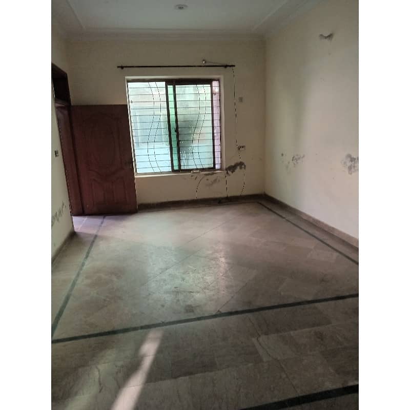 5 MARLA LOWER PORTION FOR RENT IN ALLAMA IQBAL TOWN NIZAM BLOCK LAHORE 0