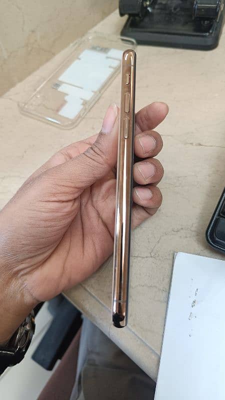 iPhone Xs non pta 3