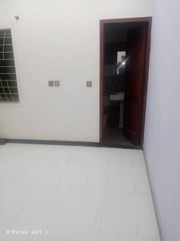 5 MARLA UPPER PORTION FOR RENT IN ALLAMA IQBAL TOWN NEELAM BLOCK LAHORE 0