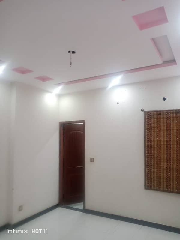 5 MARLA UPPER PORTION FOR RENT IN ALLAMA IQBAL TOWN NEELAM BLOCK LAHORE 7