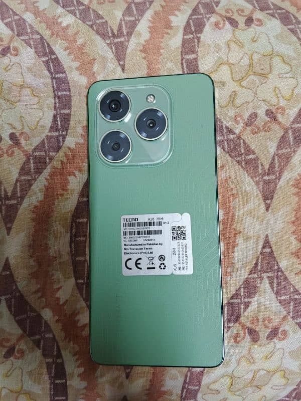 tecno spark 20 pro 0