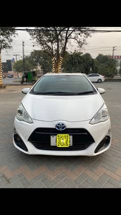 Toyota Aqua 2012