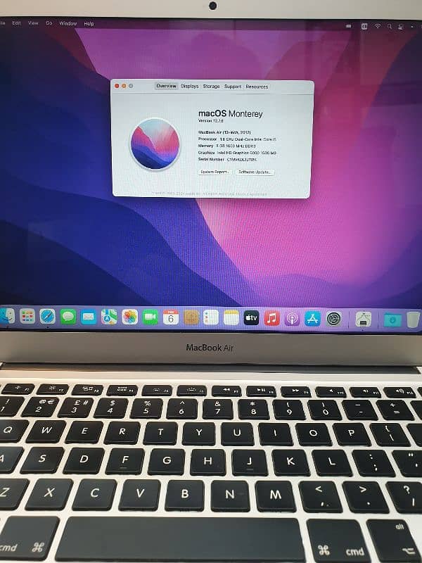 Apple MacBook Air 2017 Core i5 ,8GB RAM, 128GB SSD Hd Graphics 6000 2