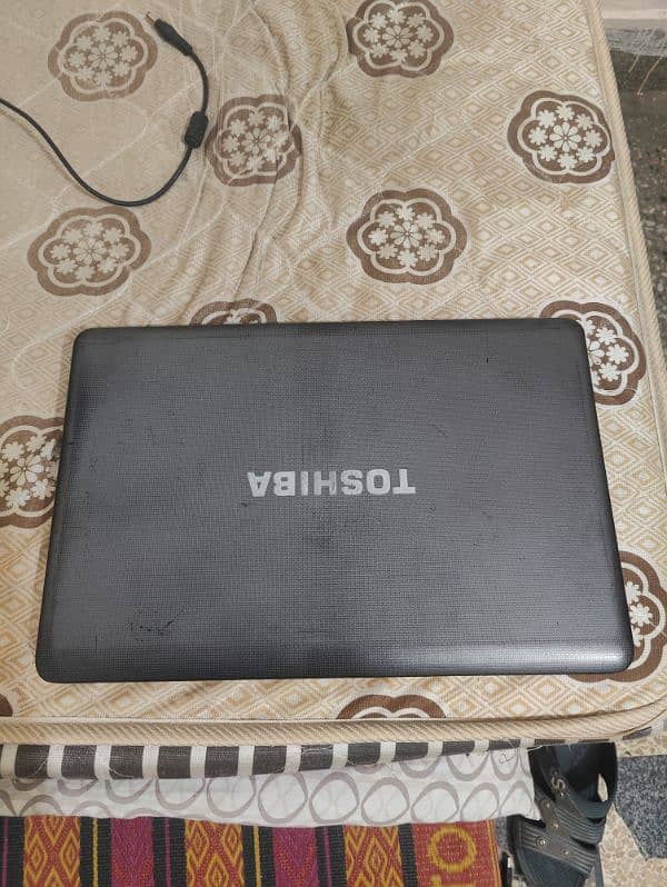 TOSHIBA Satellite C660 i5 2nd gen 4 gb ram read ad 2