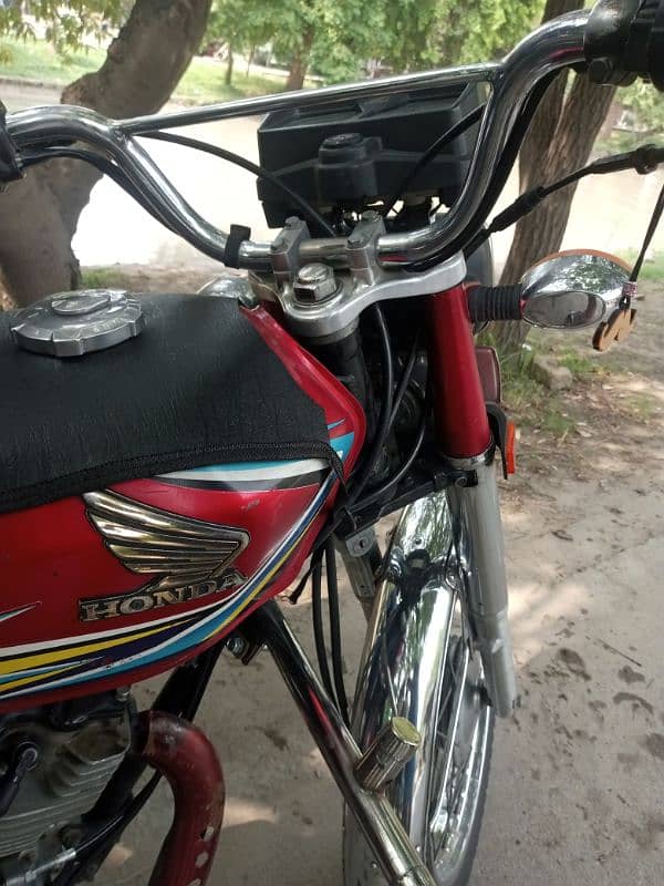 Honda 125 for sale in Lahore 0