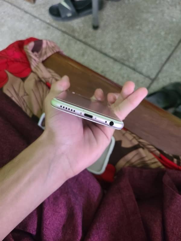 iPhone 6s 128gb pta (exchnage with good gaming phone) 0