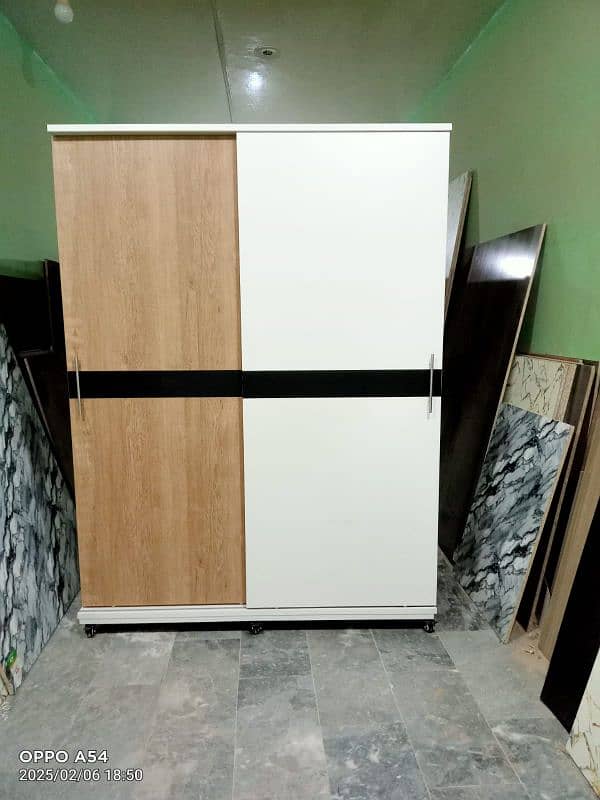 Important sliding wardrobe for sale in a new condition 0