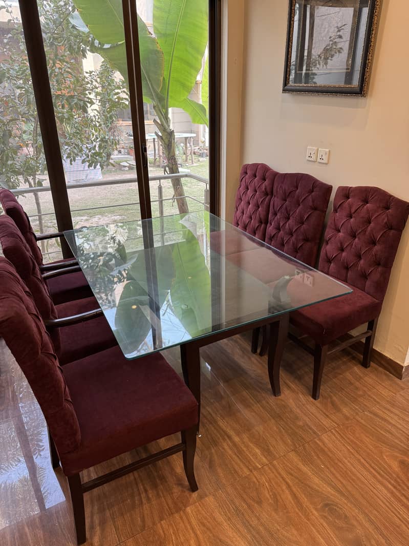 6 seater Dinning table with 6 chairs 0