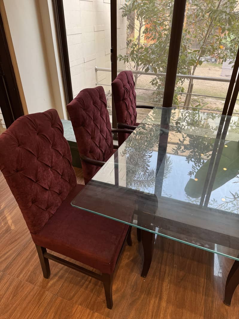 6 seater Dinning table with 6 chairs 1