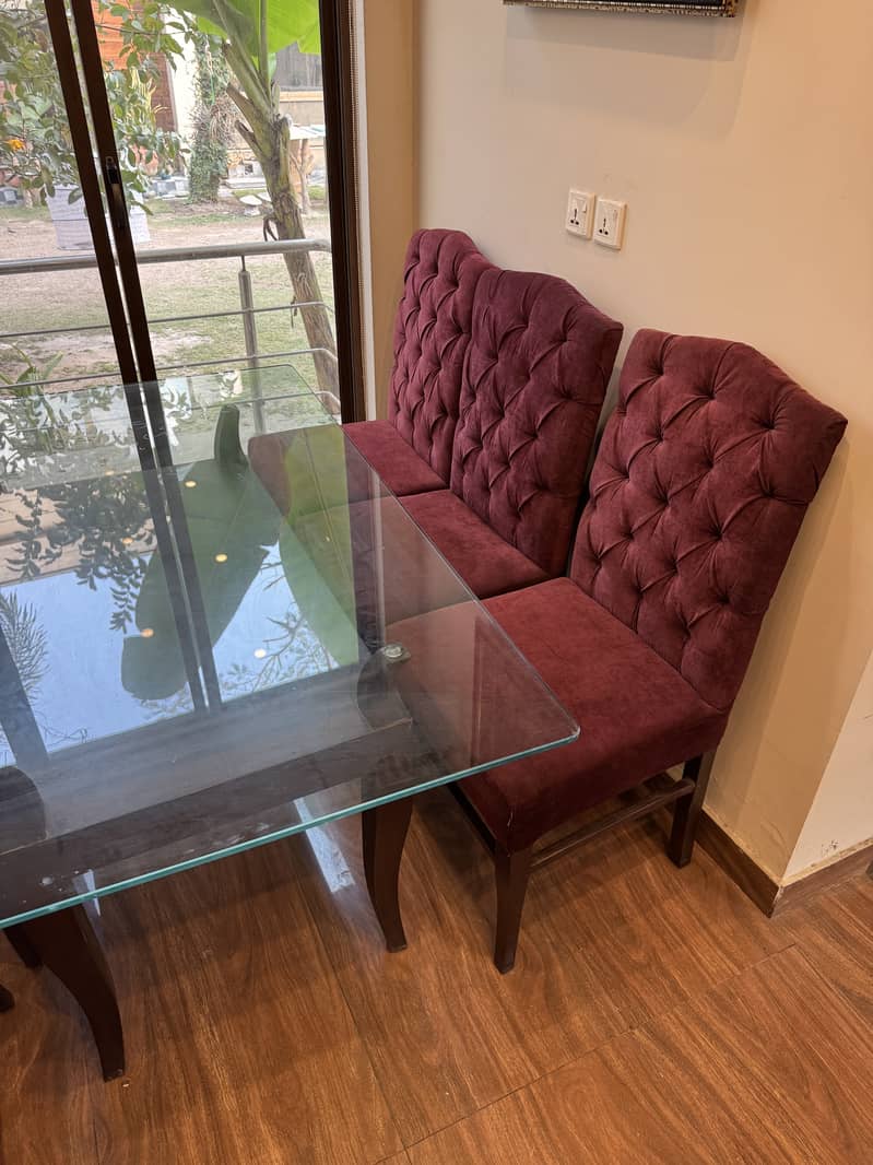 6 seater Dinning table with 6 chairs 2