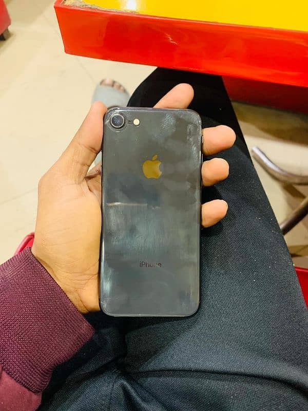 iphone 8 brand new condition come form USA 3