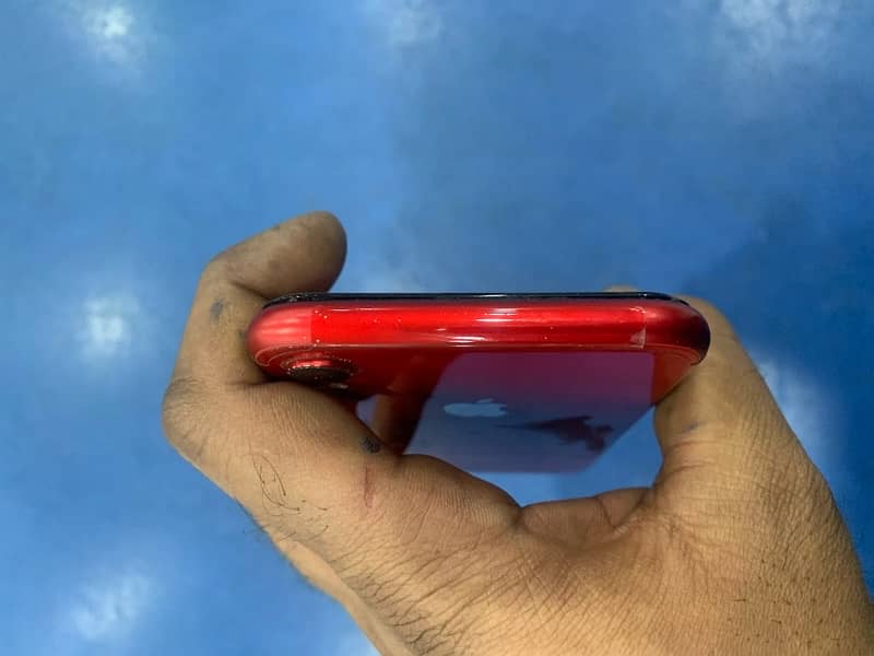 iphone xr red 64gb dual pta bh 90 1