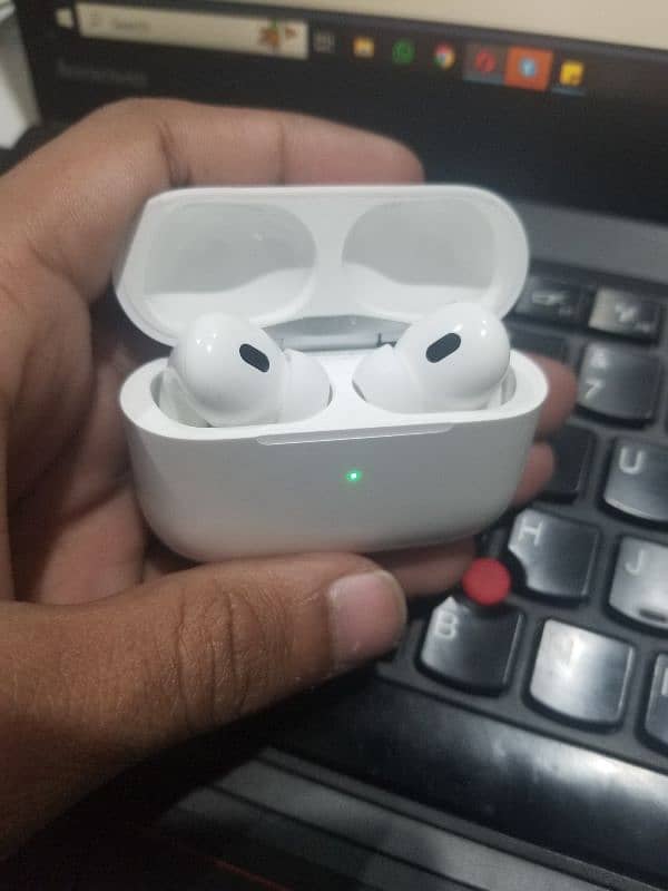 Apple earpods 4