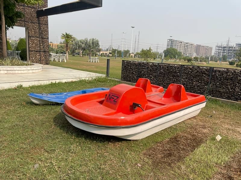 fiberglass 02 seater paddle boat 3