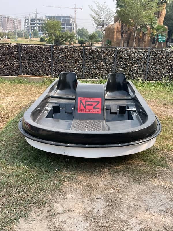 fiberglass 02 seater paddle boat 4