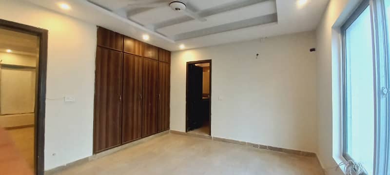 Three bed apartment available for rent in E-11 Islamabad 10