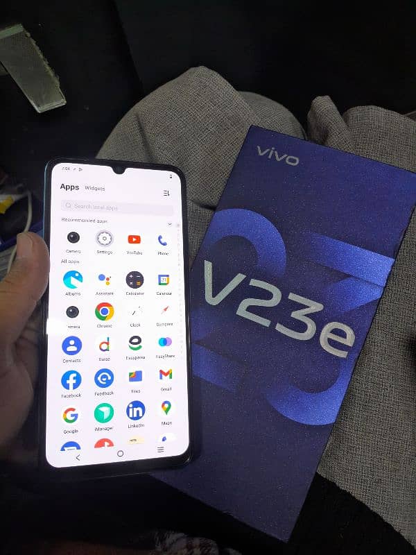 vivo v23e zero condition full box 1