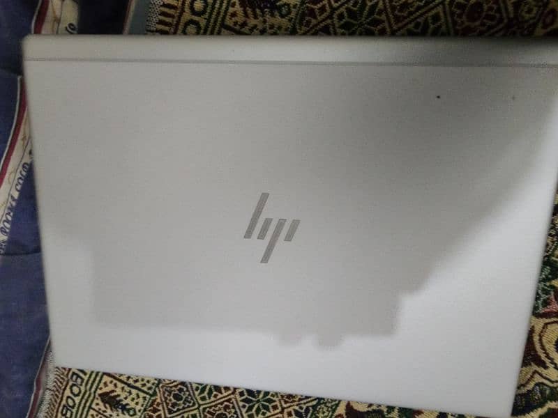 HP Elite book 830 G6 6