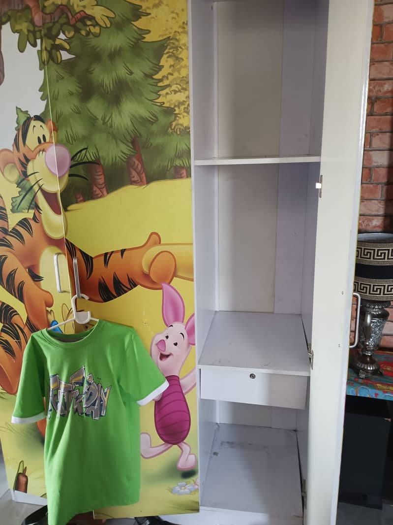 Kids 3 door Wardrobe - Cartoon cupboard 2