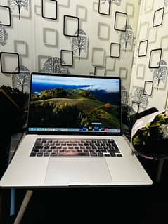 MacBook Pro late 2019 Consider 2020 32/1tb 16inch