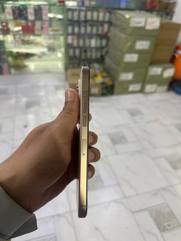 Iphone 16 Pro max HK PTA APPROVED 5