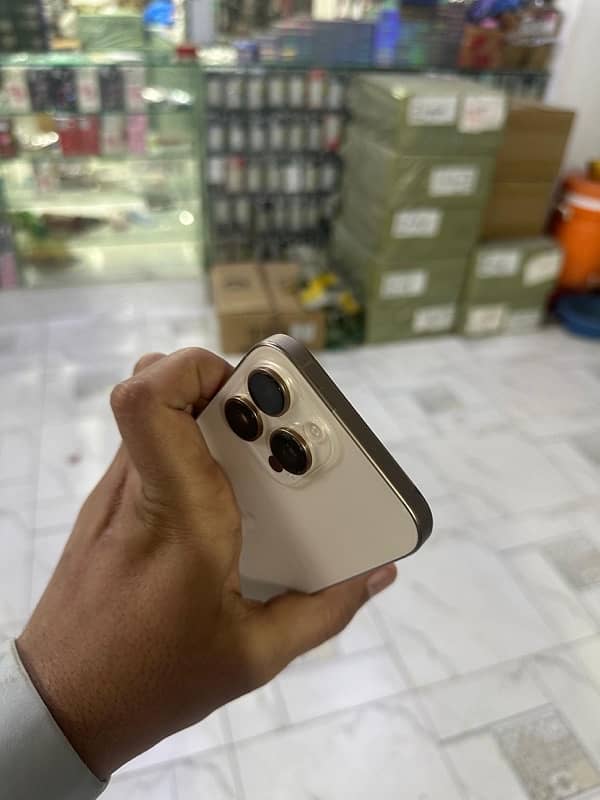 Iphone 16 Pro max HK PTA APPROVED 8