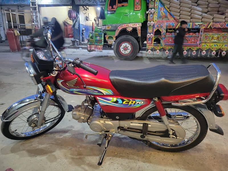 Honda CD 70 Red Color 2