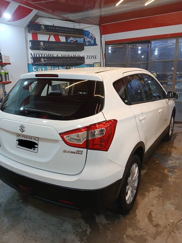 Suzuki S-Cross 2