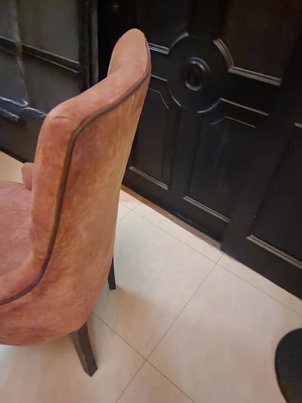 8 Dining chairs for sale slightly used 1