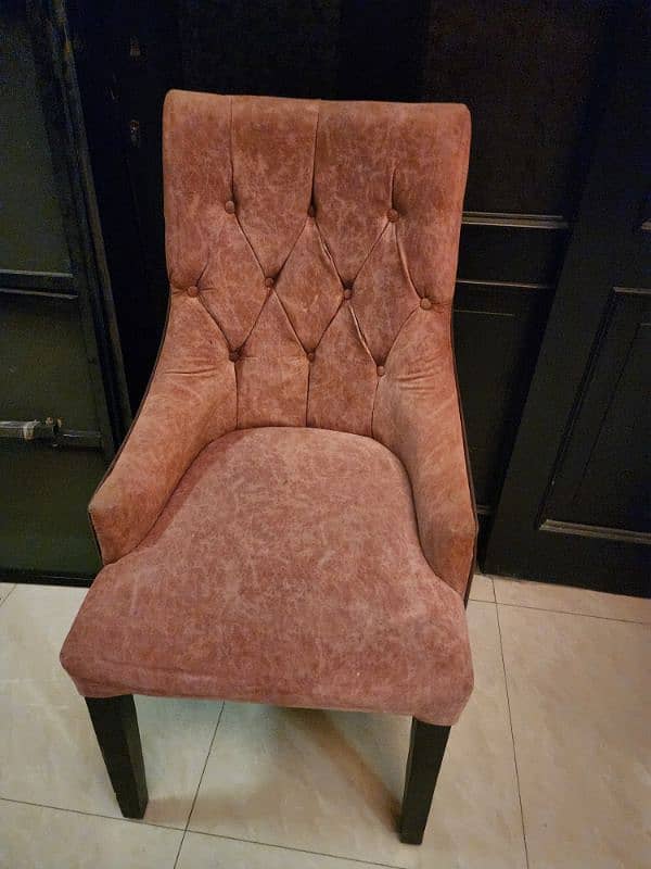 8 Dining chairs for sale slightly used 3