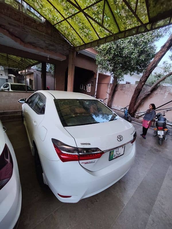 Toyota Corolla Altis 2018 4