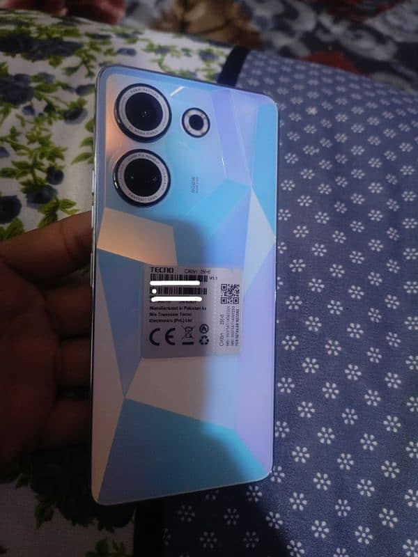 Tecno caman 20 complete box 03205684284 what ap num 0