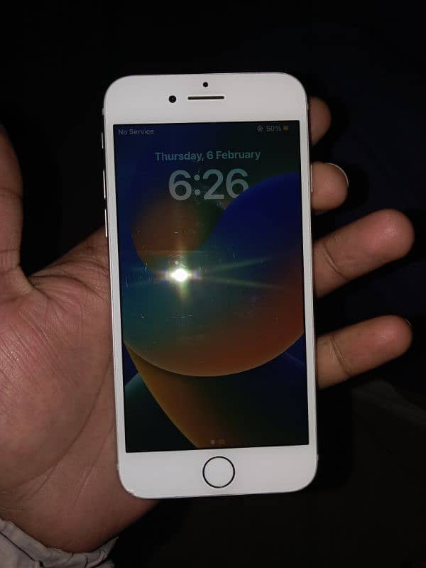 iphone 8 Memory 64GB Condition 10/10 All OK 3