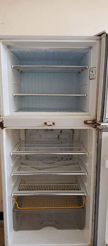 Dawalance Fridge for sale 0