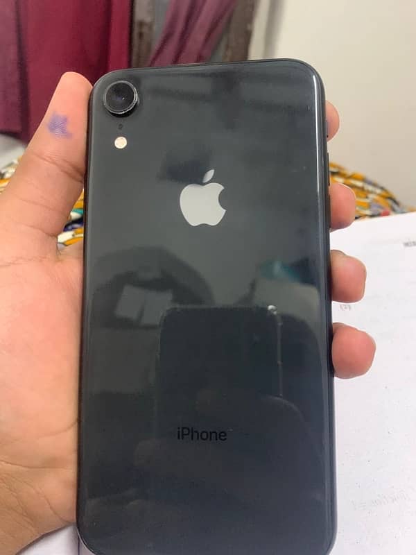 iphone XR 128 Factory unlock 1