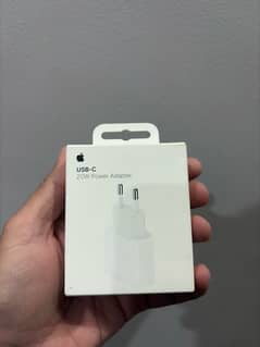 Apple 20W Adapter