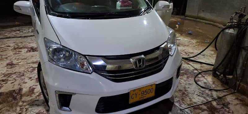 Honda Freed 2014 1