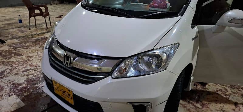 Honda Freed 2014 5