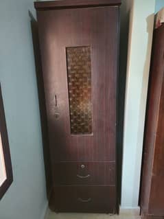 single door wardrobe