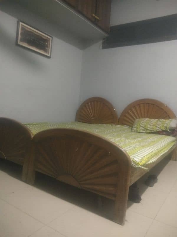 pair of single bed 1