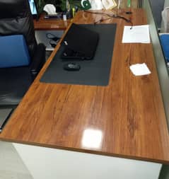 We are selling complete office equipements & furniture.