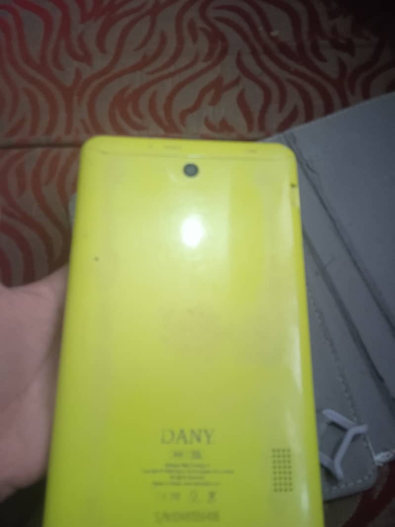 Dany  8gb pta approved with box and cover tablet it not working. 10