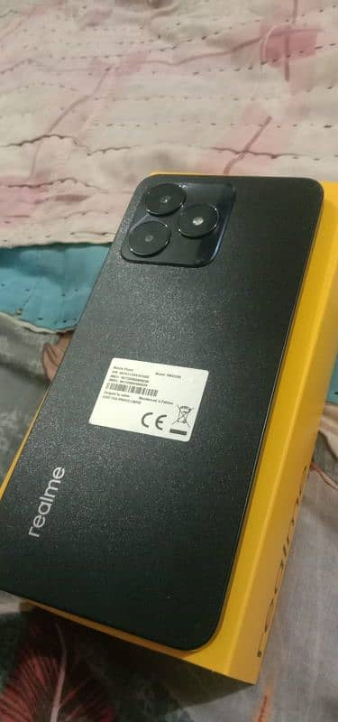 Realme c53 1