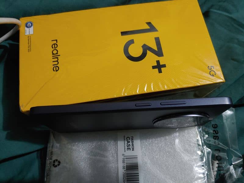 realme 13 plus 5G 2